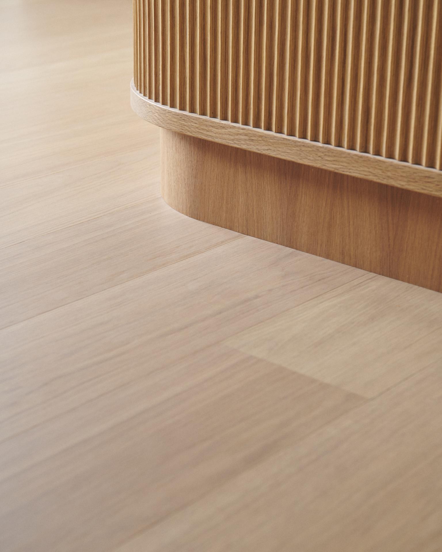 Woodura Planks LOSHULT 3.0 XL är ett vattenresistent golv