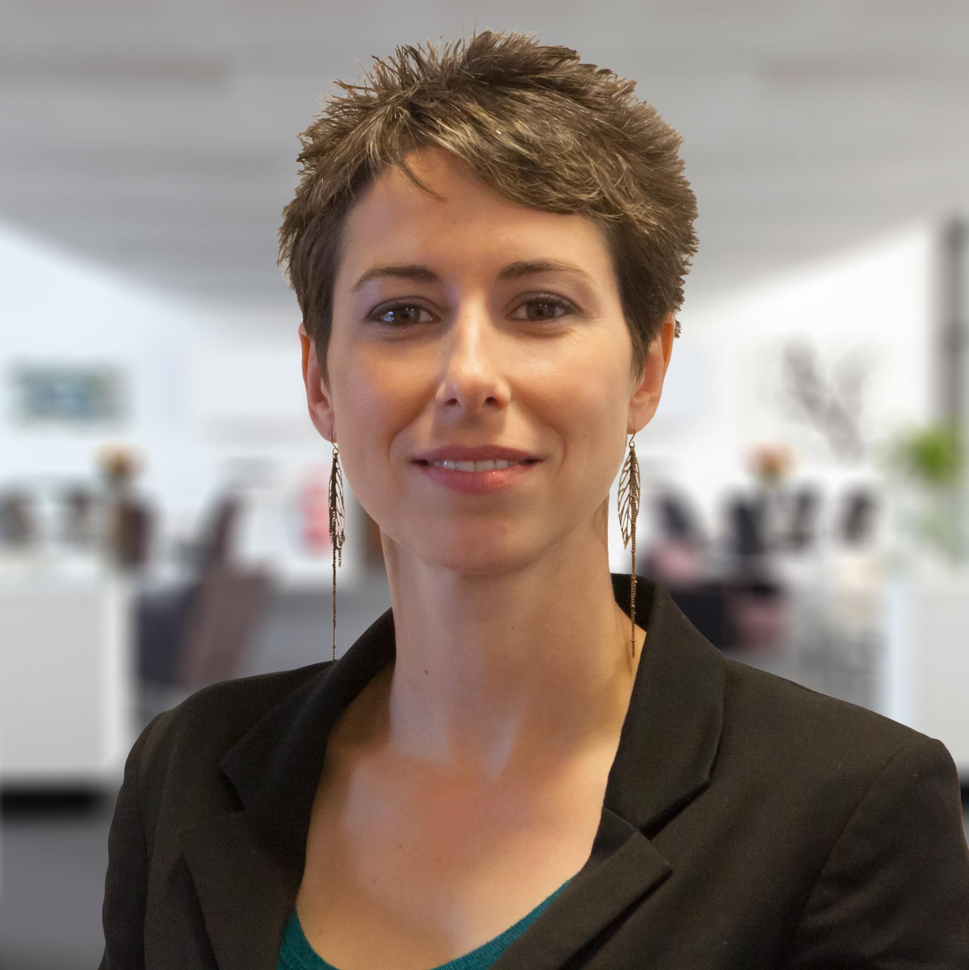 Laetitia Kimblad started working at Välinge Innovation in 2012 as a Key Account Manager, supporting licensees who wanted to implement Välinge’s locking technologies in their flooring products in Europe and South America. In 2016, she became responsible for the business unit Floor Locking, tightly working with colleagues from the entire organisation, from R&D to Patent, Supply, Marketing and Sales.